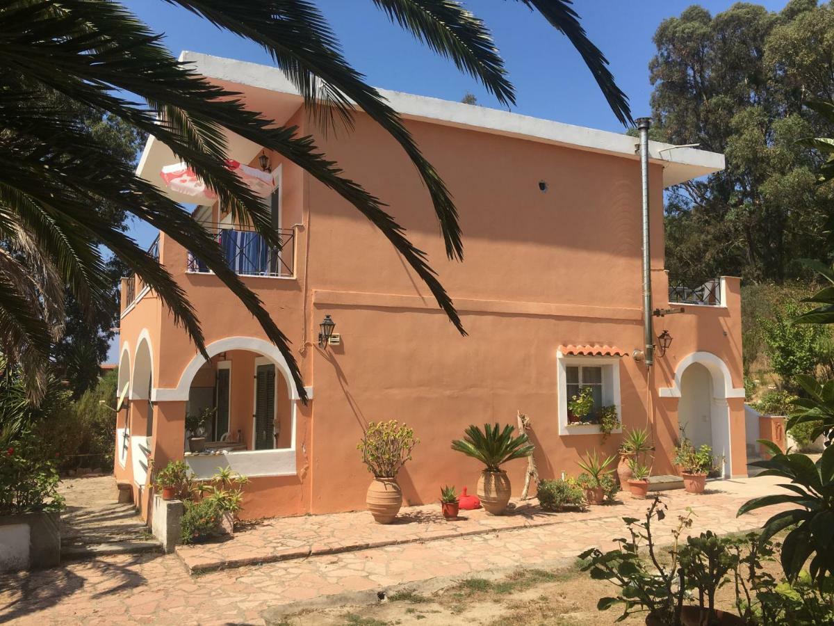 Floros Apartments Agios Stefanos Avliotes  Bagian luar foto