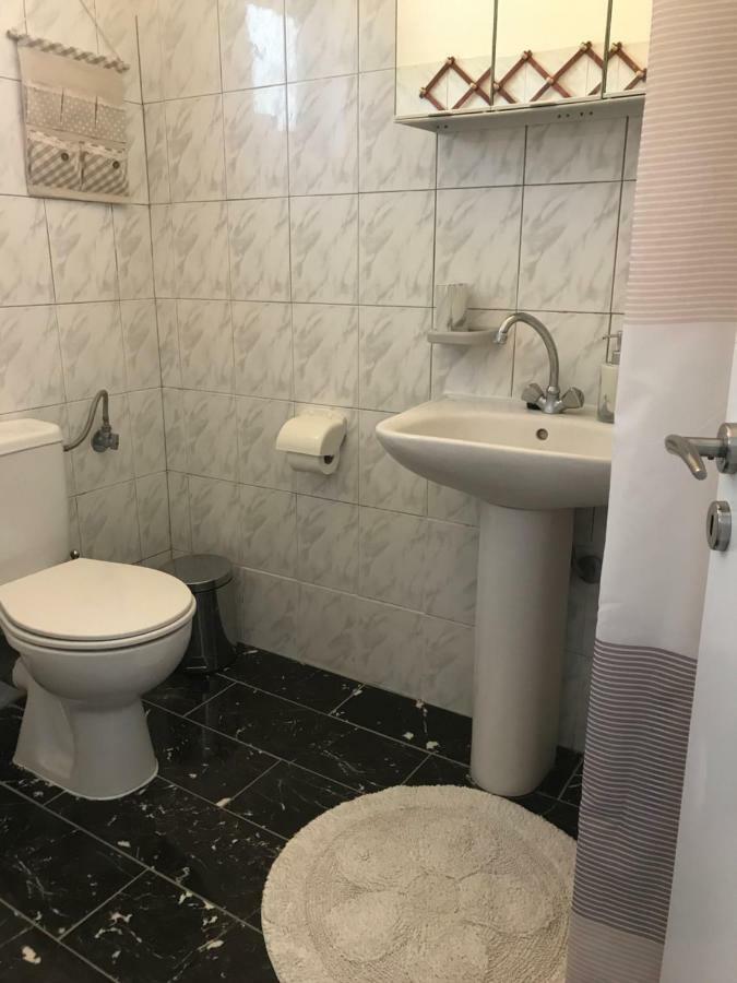 Floros Apartments Agios Stefanos Avliotes  Bagian luar foto