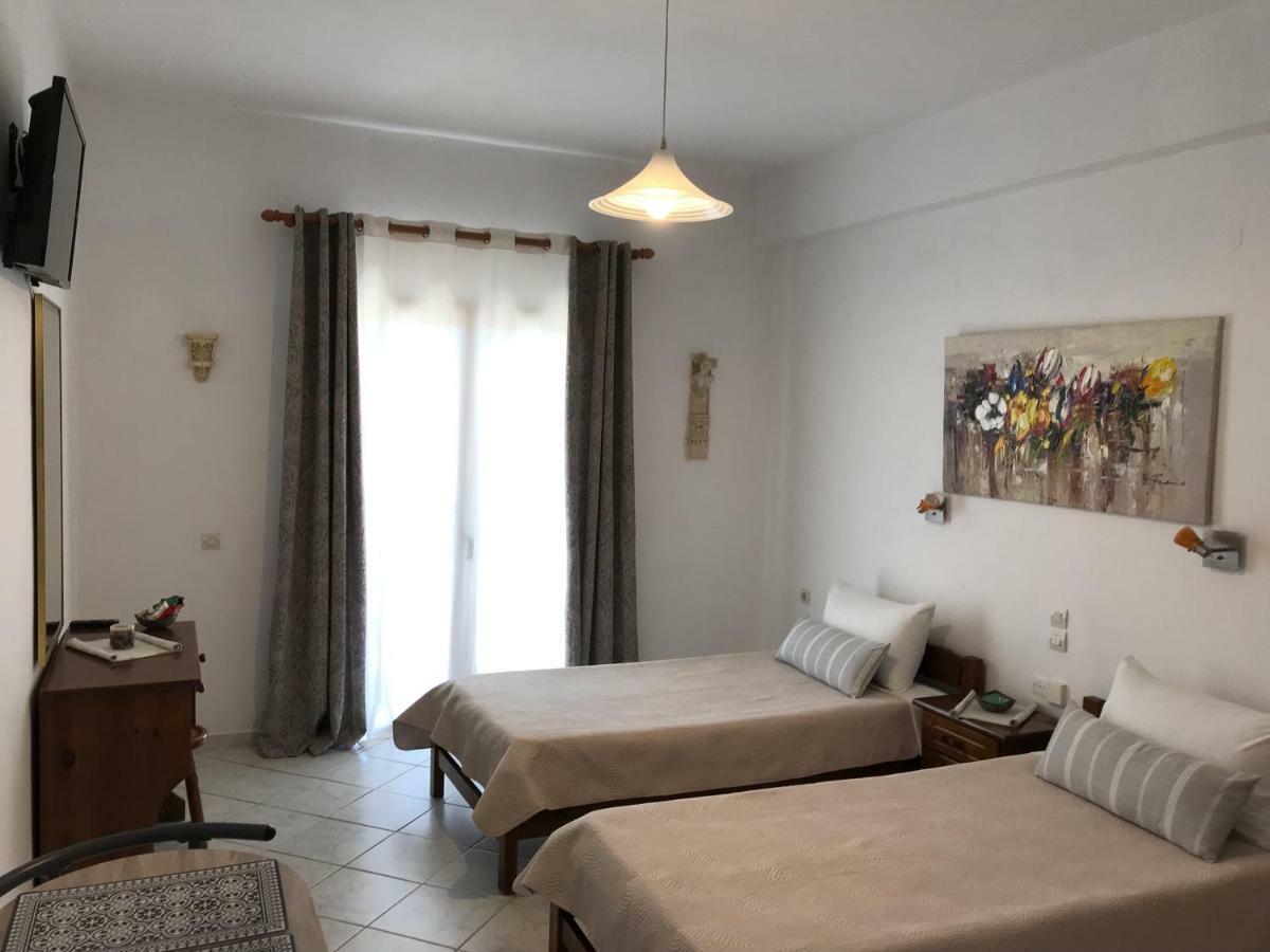 Floros Apartments Agios Stefanos Avliotes  Bagian luar foto